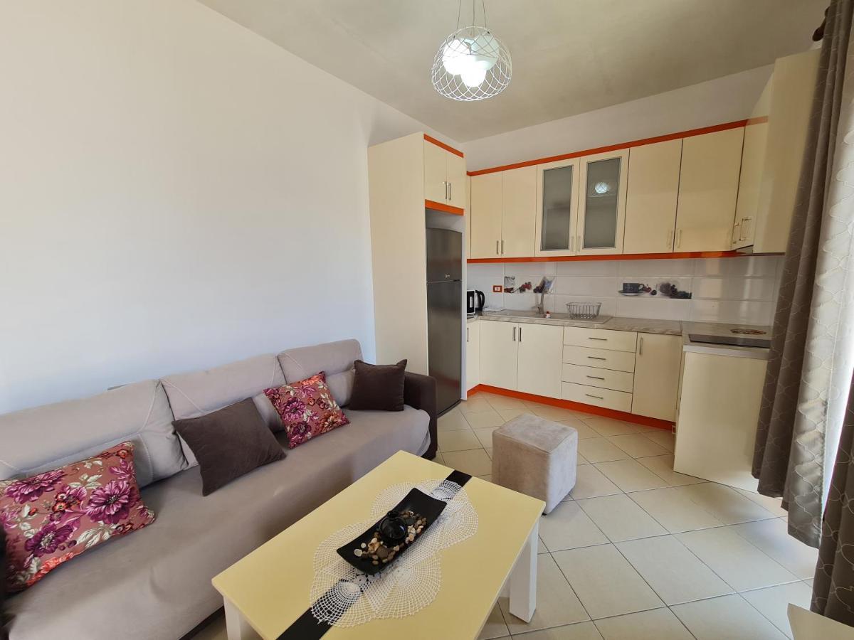 Guesthouse Emanuel Ксамил Экстерьер фото