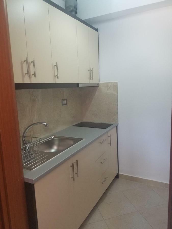 Guesthouse Emanuel Ксамил Экстерьер фото
